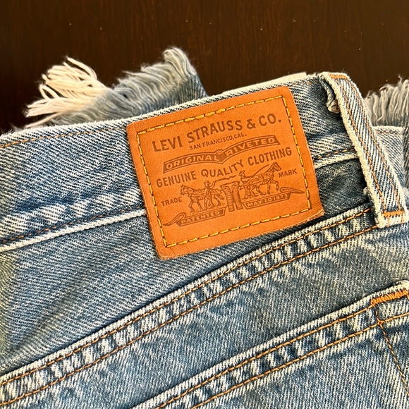 Levi Jeans - Picture 1 of 13